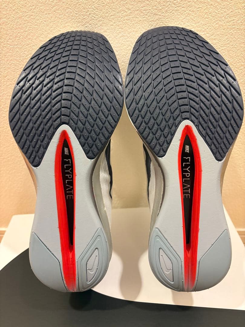 NIKE VAPERFLY4 27.0 ホワイト/ブラック