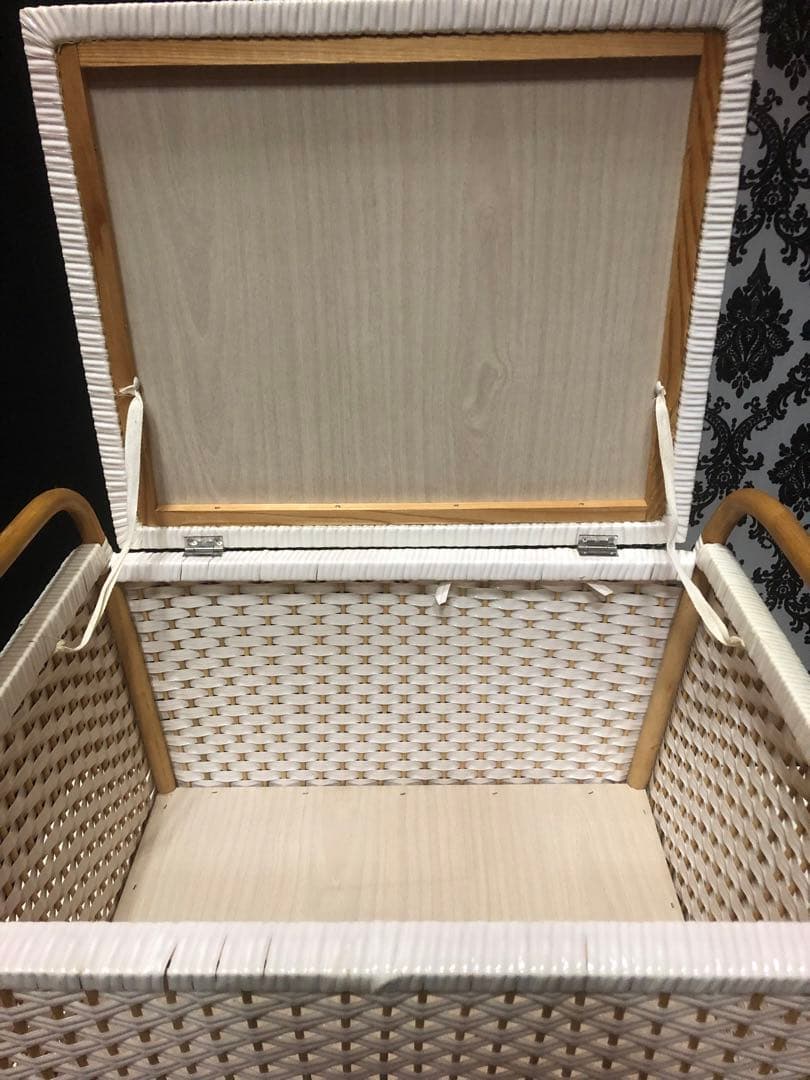 ファンシーなレトロ ぞうさん♦️ラタン風カゴ収納♦️木の取っ手付♦️美品♦️送料込