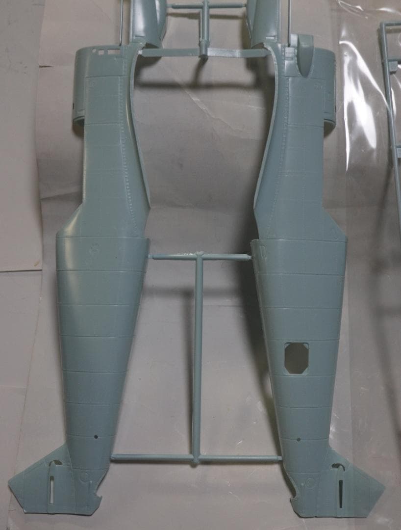 ビックスケール　バンダイ製1／２４　メッサーシュミットＢｆ１０９E４　プラモデル