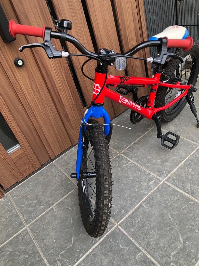 ヨツバサイクル　18インチ　ヒーローレッド　完全室内保管