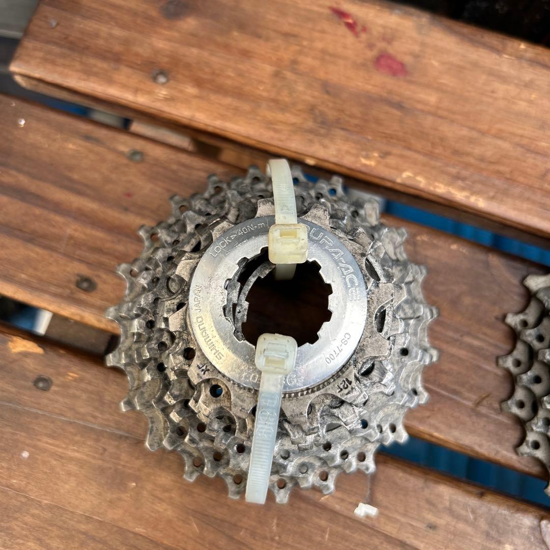 Shimano DURA ACE9速スプロケット 4個