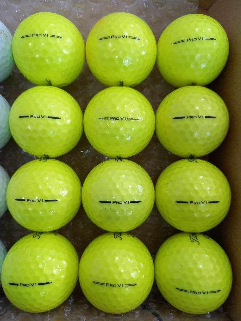 美品タイトリスト PRO V1 ロストボール24球