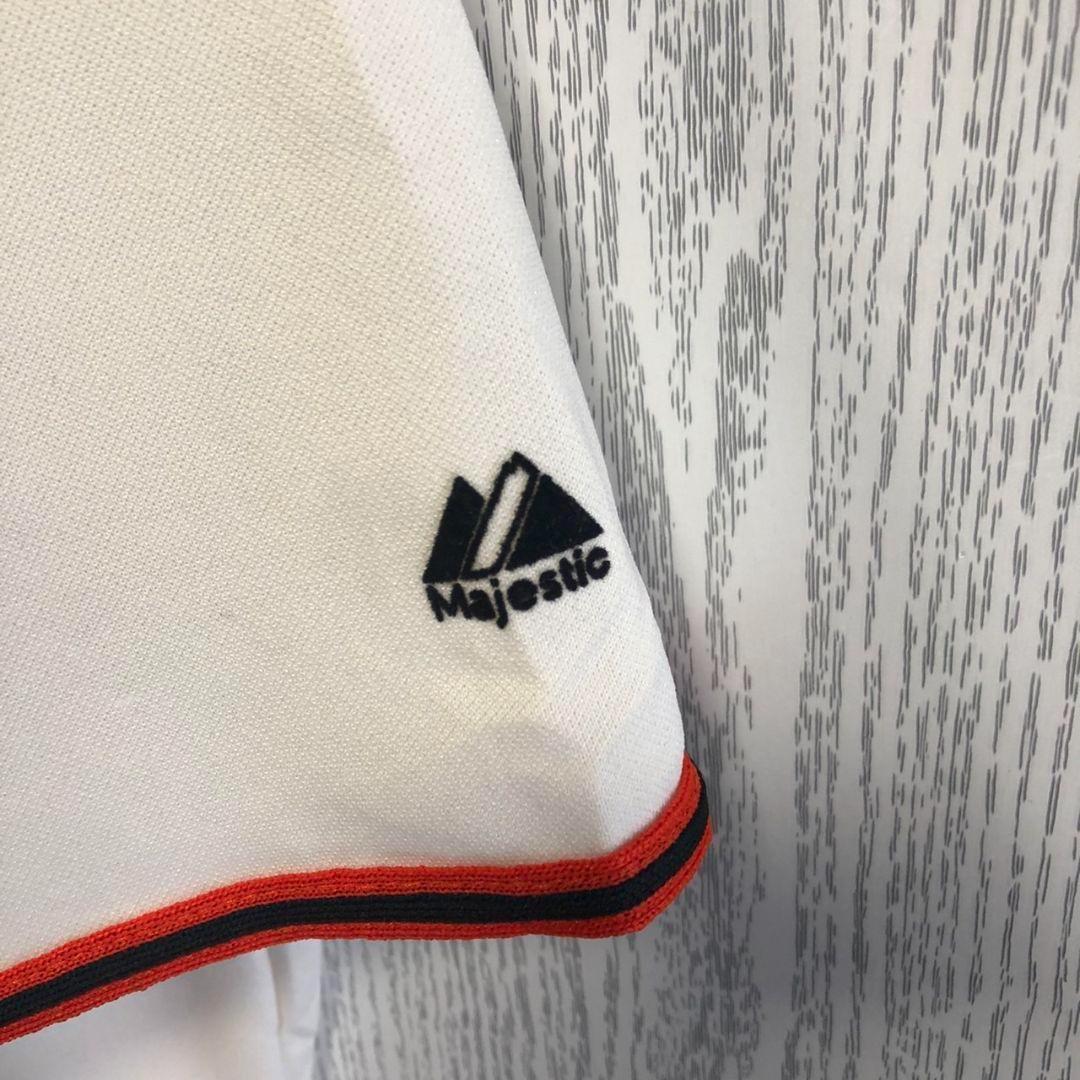 MLB マジェスティック　半袖　ゲームシャツ　メジャー　刺繍ロゴ　ジャイアンツ