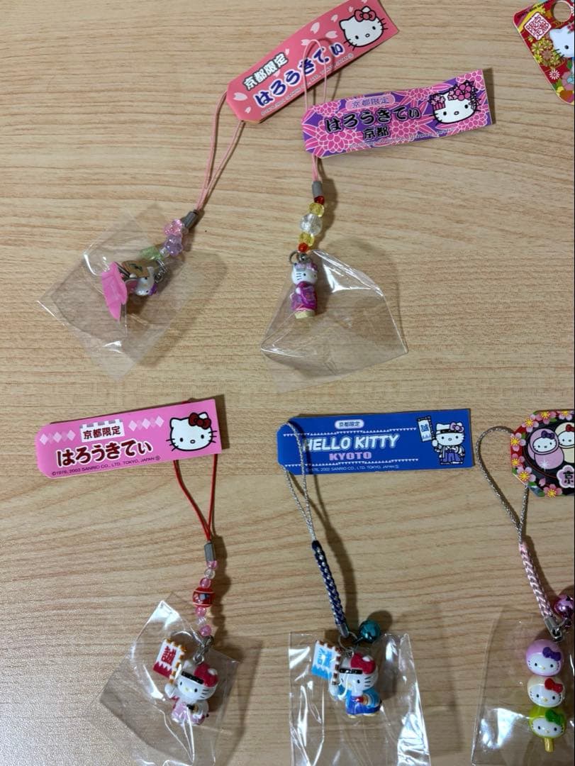 ご当地 キティ根付ストラップ まとめ売り 53点