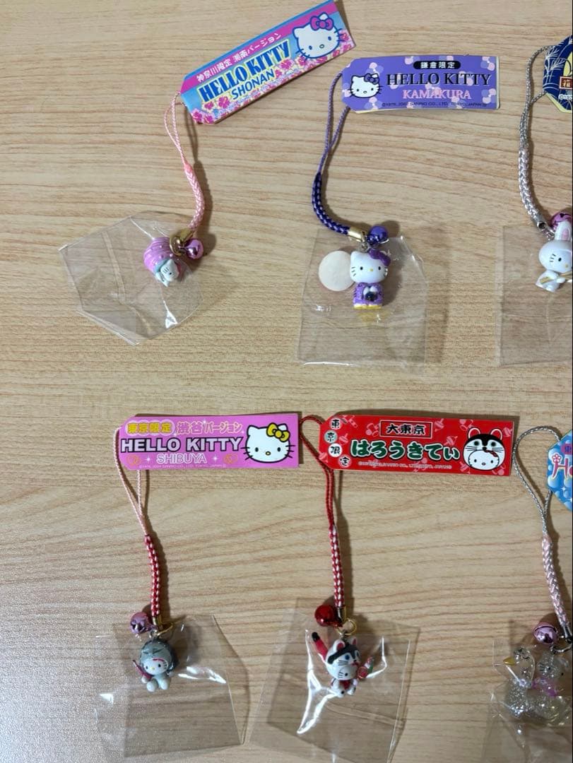 ご当地 キティ根付ストラップ まとめ売り 53点