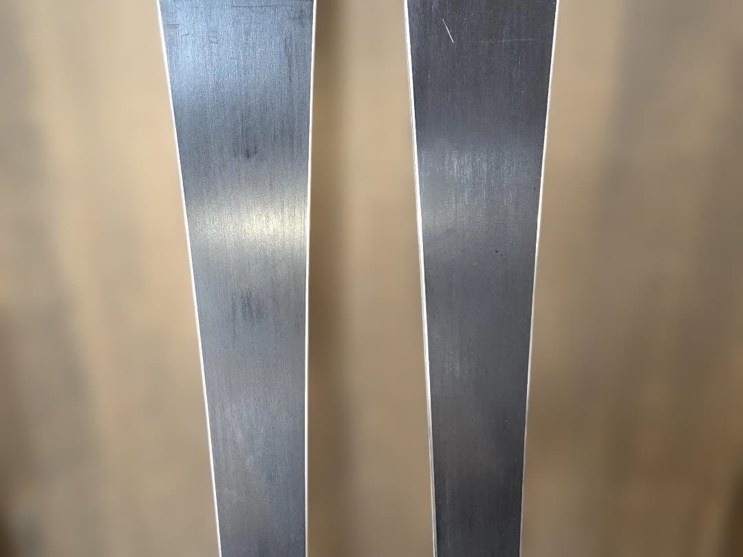2022～23　HEAD Supershape e-Original スキー板
