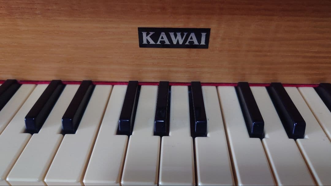 KAWAI ミニピアノ ナチュラルウッド