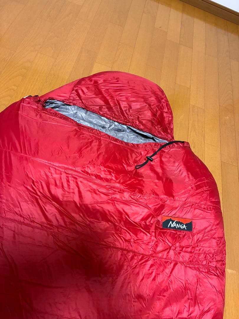 【美品】ナンガ　600 STD 別売り収納バッグ付き　一度のみ使用　レッド
