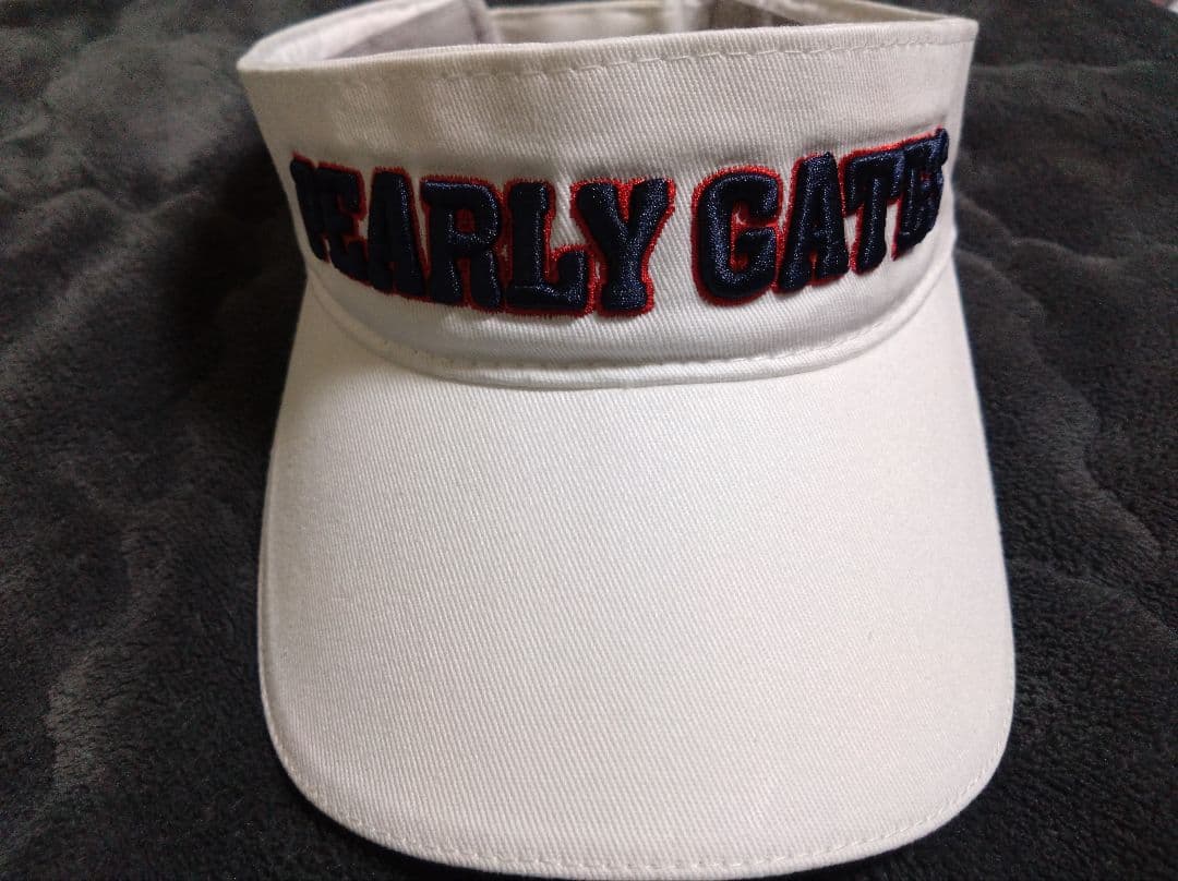 超美品 PEARLY GATES パーリーゲイツ 刺繍ロゴ バイザー ホワイト