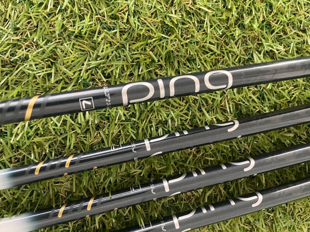 PING gle3 レディースアイアン4本セット　L 純正カーボン　ライ角　白