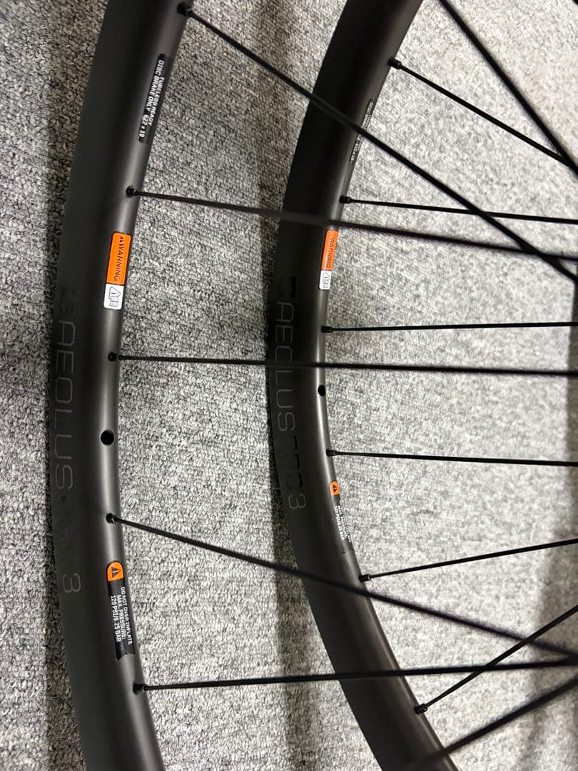 Bontrager aeolus pro 3 カーボン DB