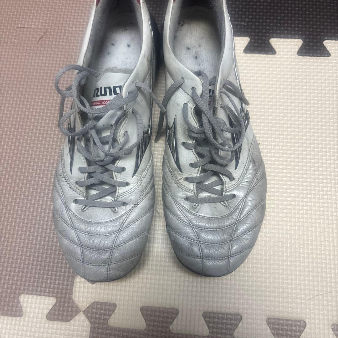 Mizuno モレリア