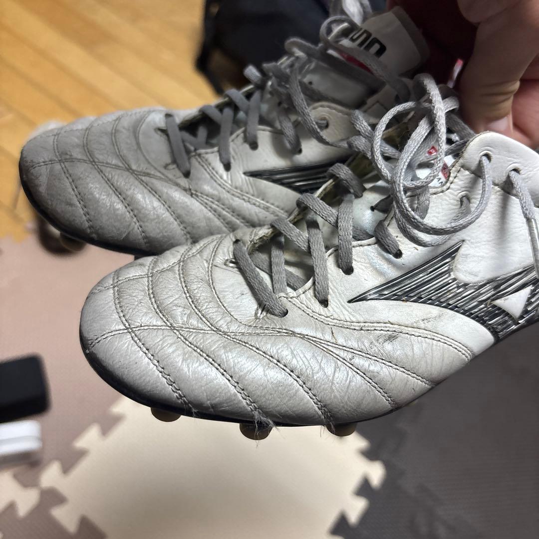 Mizuno モレリア
