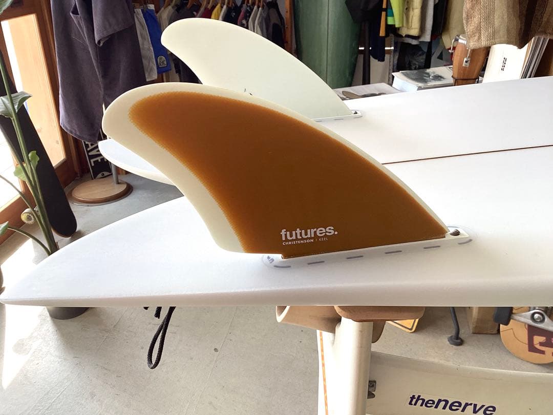 futures. Christenson Keel フィン