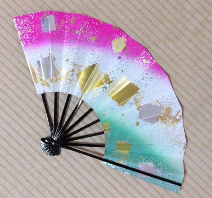 尺扇　日本舞踊用 扇子 舞扇　ピンクグリーン緑《金霞》箱入り　一尺