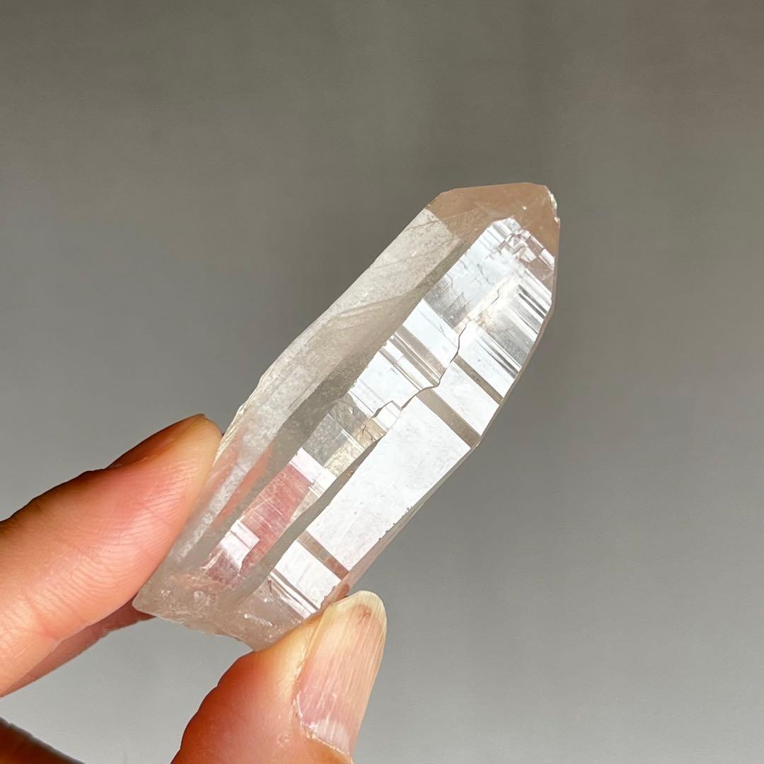 超レア　ガネーシュヒマール産　ホワイトファントム付クリスタル　ポイント水晶　3