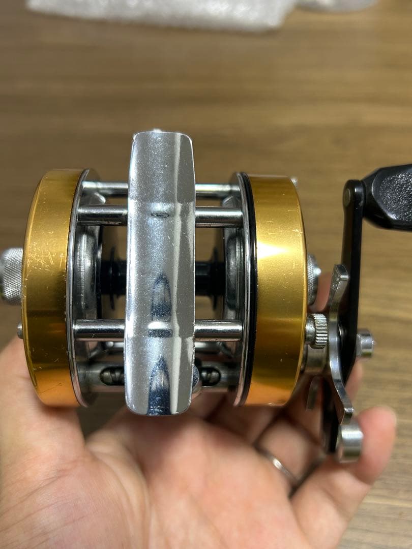 d*4様 DAIWA ミリオネア G-5