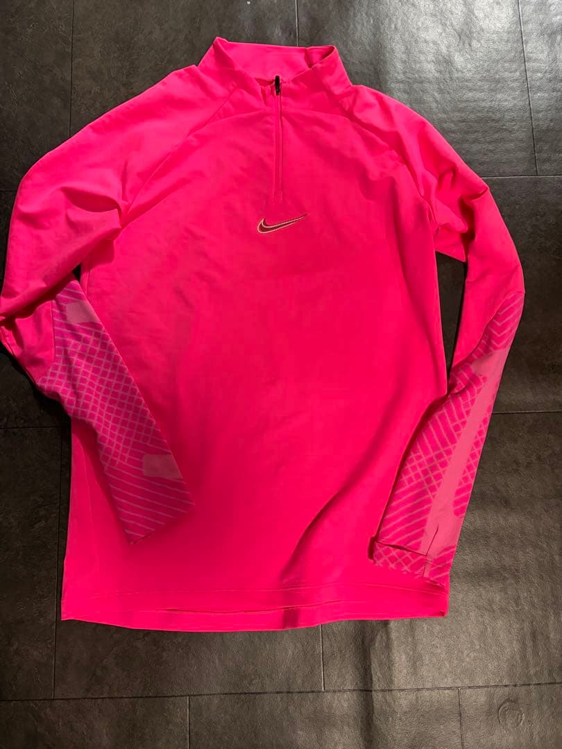 Nike ピンク 長袖ジャージ セットアップ