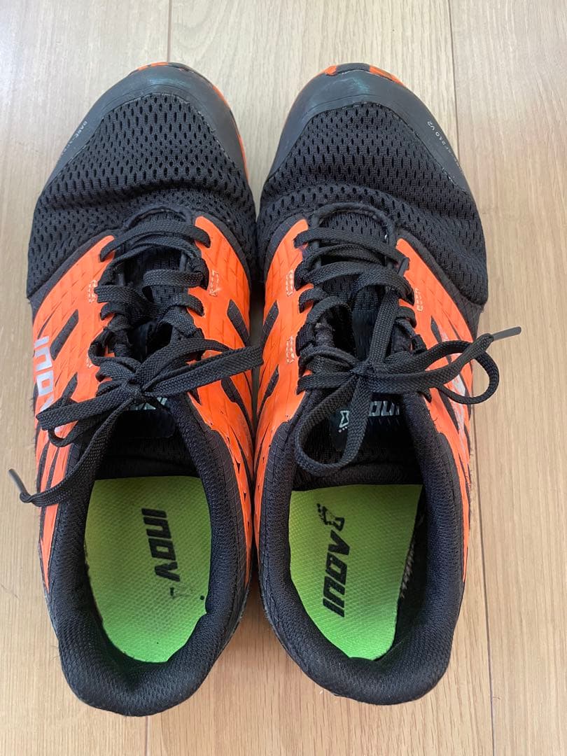 INOV-8 BARE-XF 210 V2 オレンジ/ブラック