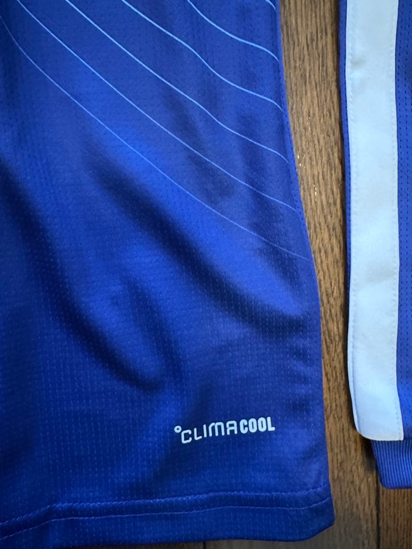 Y*様 【新品タグ付】サッカー 日本代表 2026 ホーム　ユニフォーム M 長