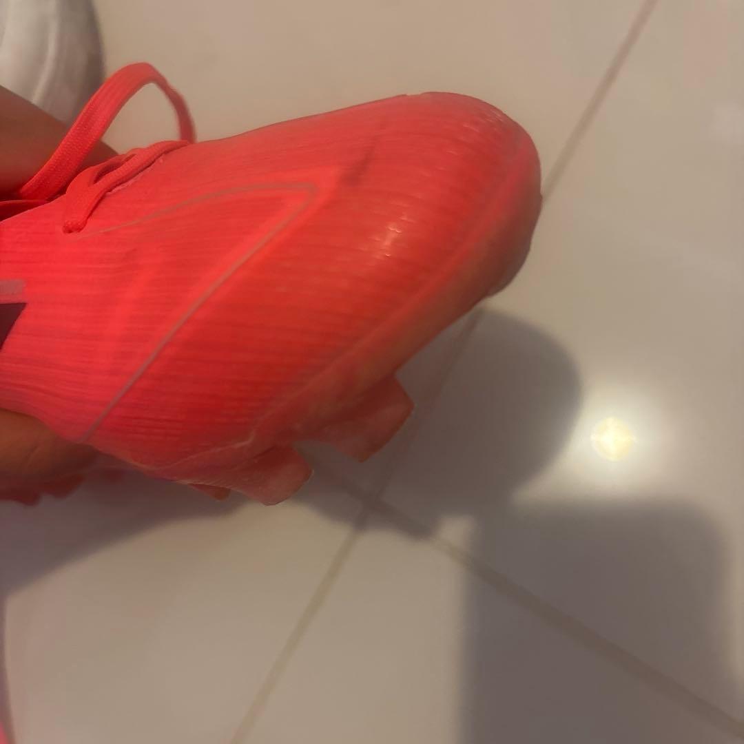adidas F50 ピンク サッカーシューズ