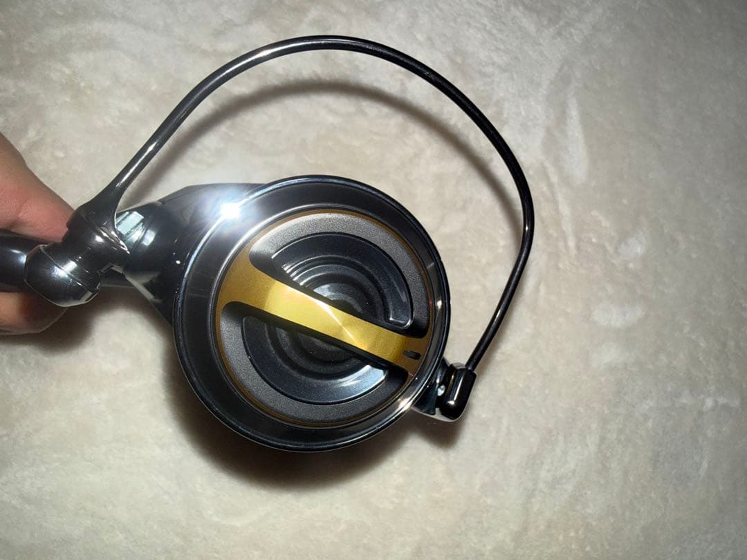25 ステラ　STELLA SW8000HG ほぼ新品