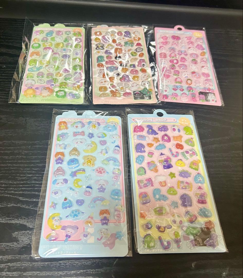 ボンボンドロップシール　シール　サンリオ　ちいかわ　動物　まとめ売り　４８点