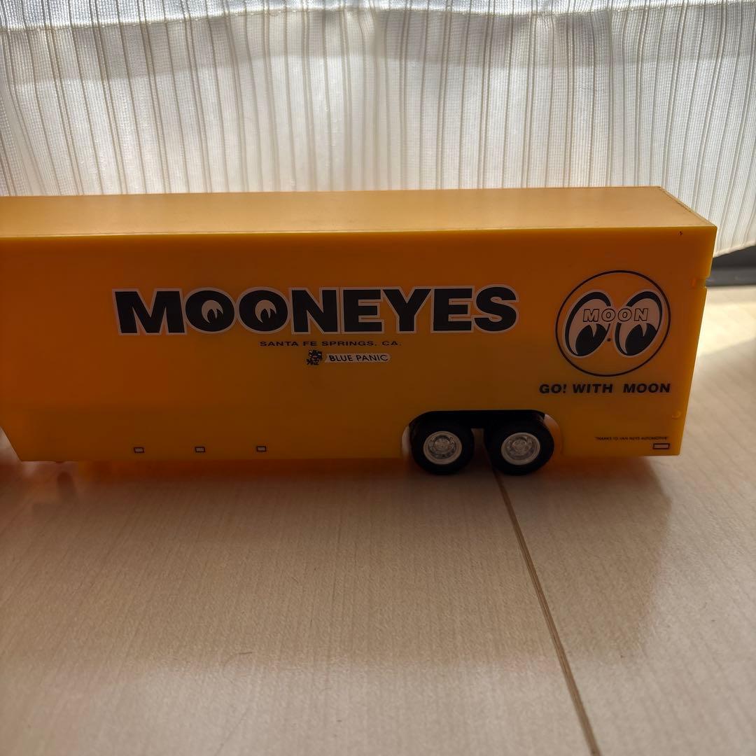 K*1様 ムーンアイズ トレーラー MOONEYES ファニーカー