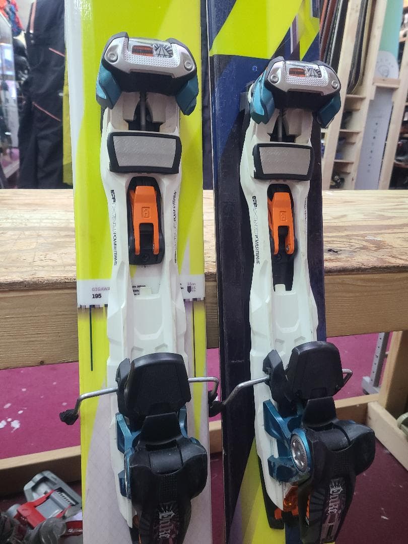 スキー 195cm  Gigawatt + S Duke 16