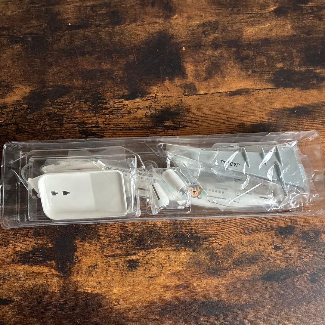 ディズニー　ダッフィー 飛行機模型 JALハッピージャーニーエクスプレス