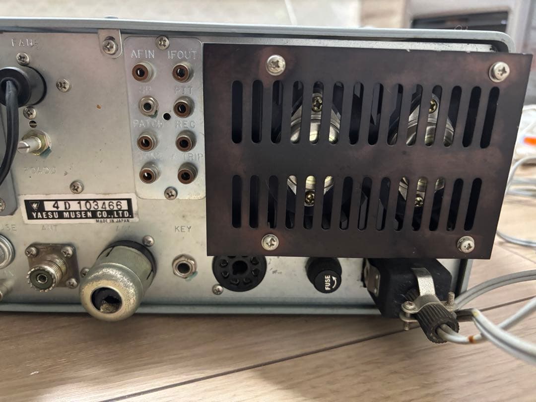 受信機 YAESU FT-101BS