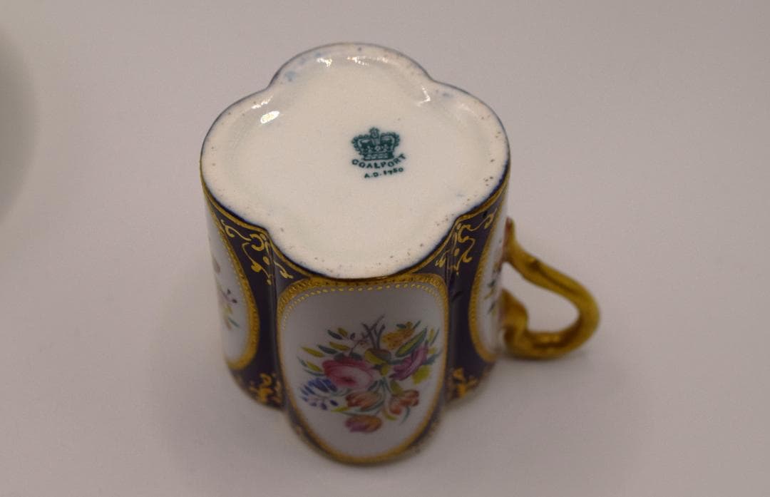 英国　コールポート　1881年～1891年頃　コーヒーカップ＆ソーサー