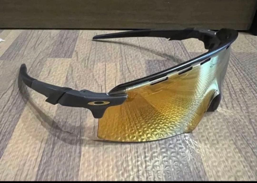 Oakley エンコーダーストライク