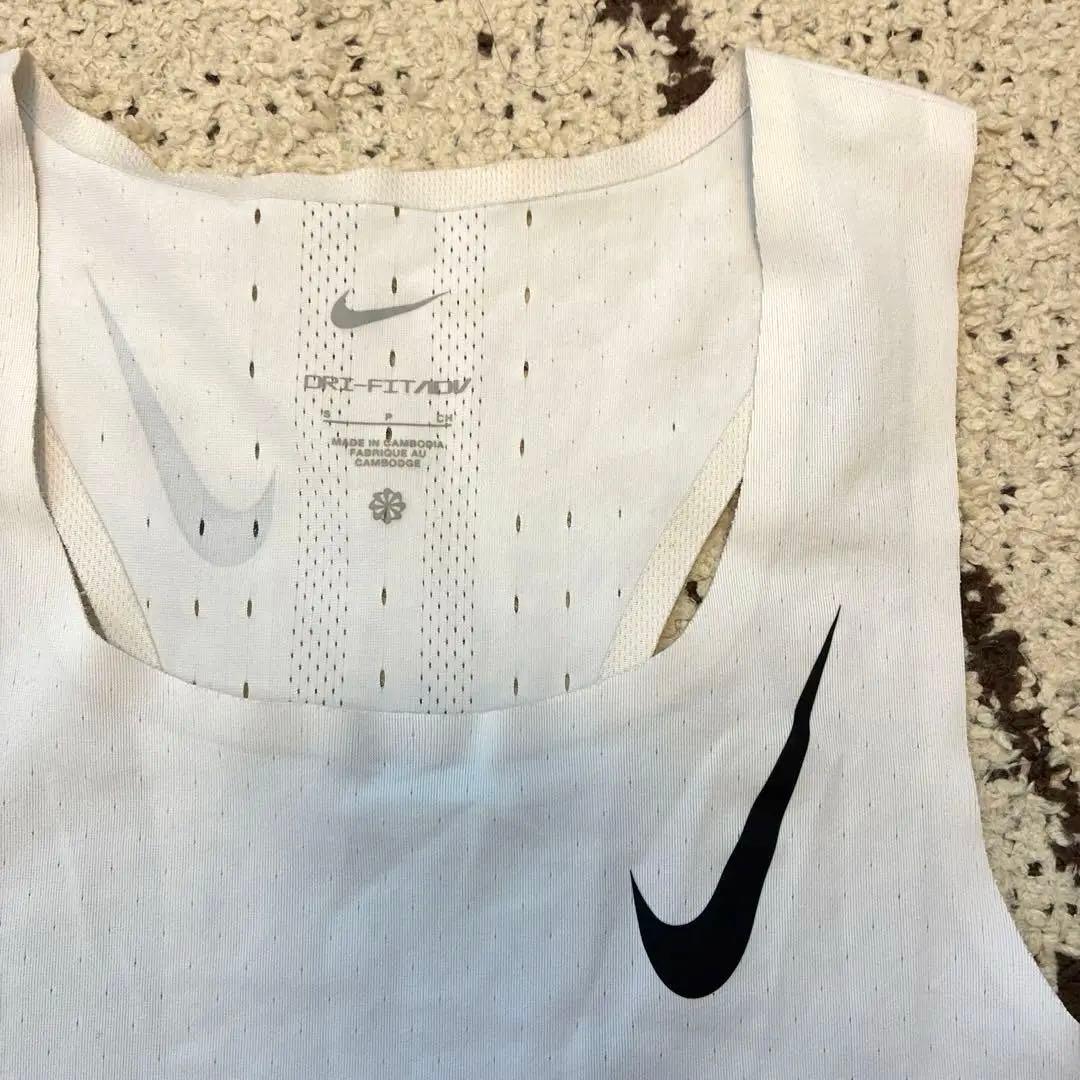 Nike エアロスイフト メンズS ホワイト タンクトップ