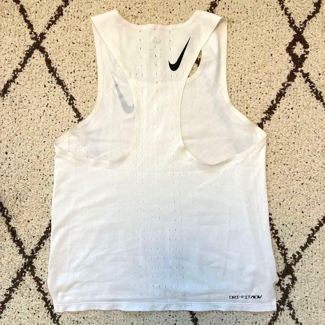 Nike エアロスイフト メンズS ホワイト タンクトップ