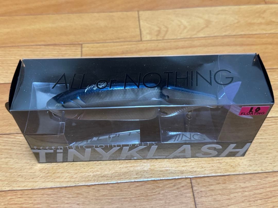 新品未使用品　DRT タイニークラッシュlow 鎧　ヨロイ TiNYKLASH