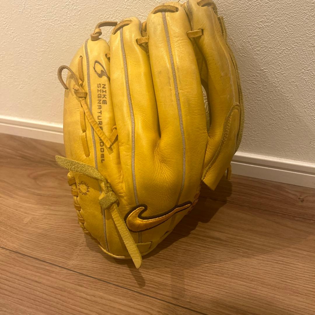 Dan Volek Signature Model 軟式グローブ