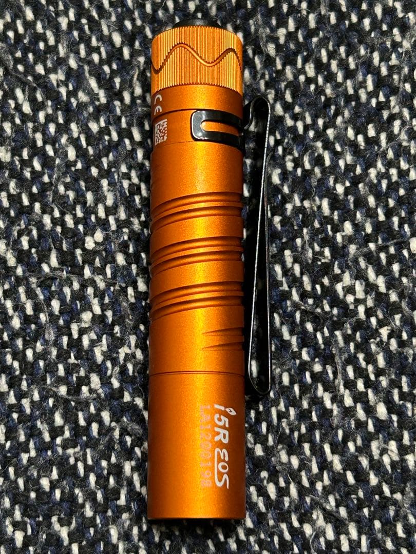 OLIGHT (オーライト) i5R EOS オレンジ