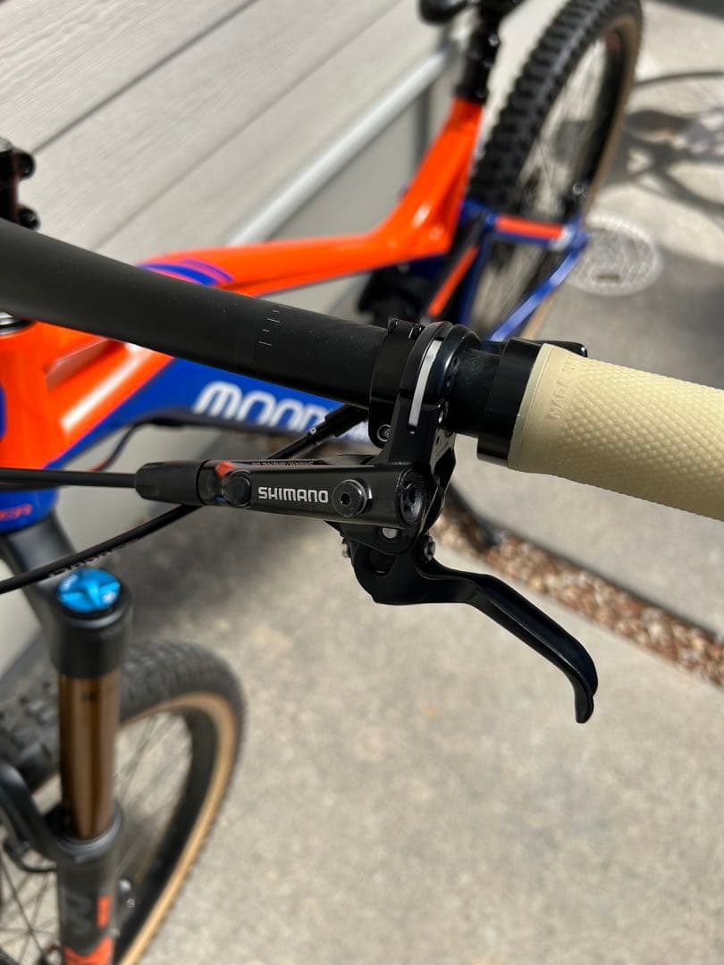 【超美品】MONDRAKER DUNE M size モンドレイカー