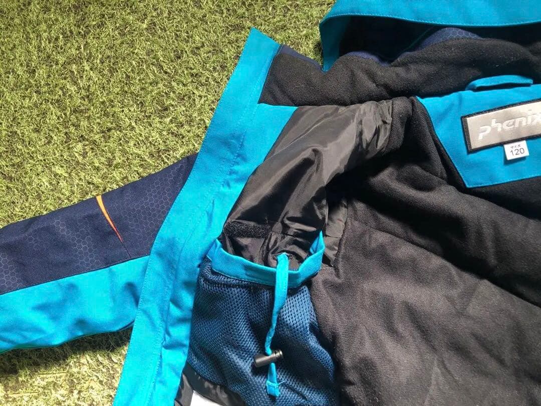 値下げ【雪避け付き】フェニックス　子ども用スキーウェア上下セット