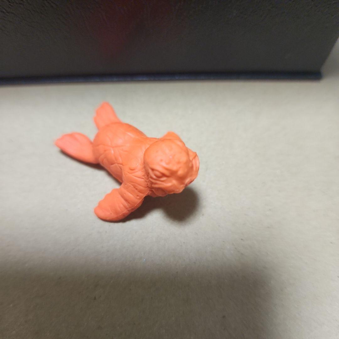 ウルトラ怪獣消しゴム　トドラ　ポピー