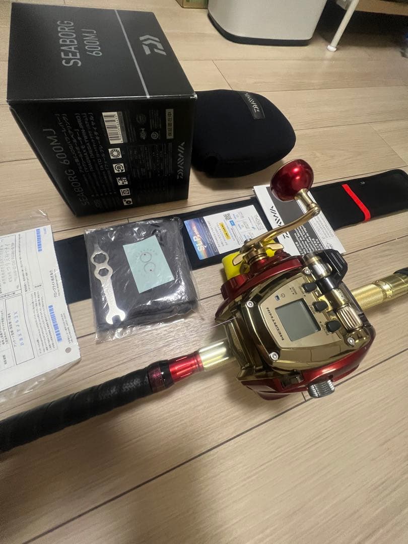 美品ダイワシーボーグ600MJ電動リール