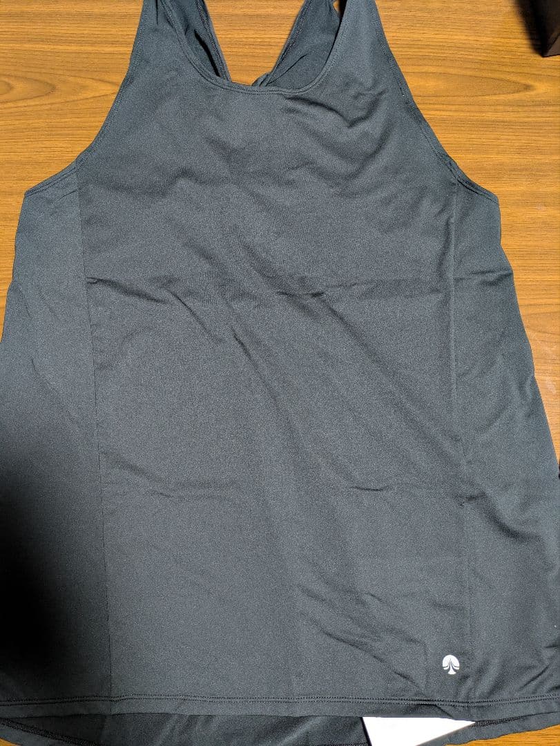 SUKALA　バックツイストタンクトップ　XL　タグ付き未使用