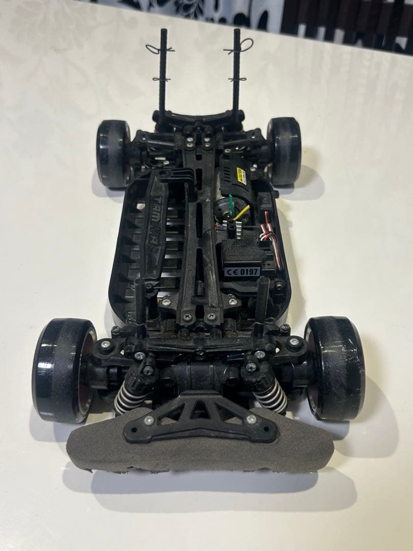 RCカーシャーシ オープンシャーシ レッドホイールジャンク