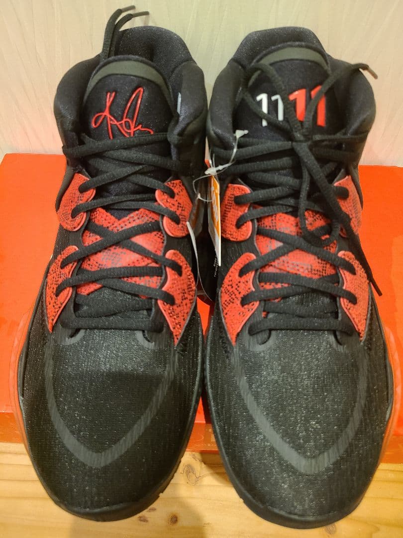 NIKE　KYRIE INFINITY EP(ブラック×レッド)28.5cm