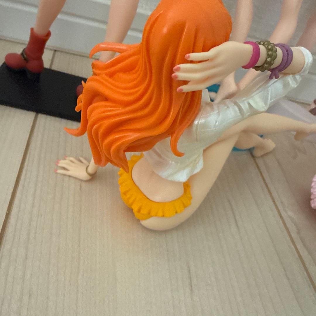 ONE PIECE ワンピース 水着 フィギュア セット 7体 GLITTER