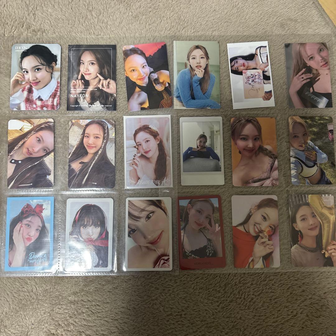 twiceナヨングッズトレカなど