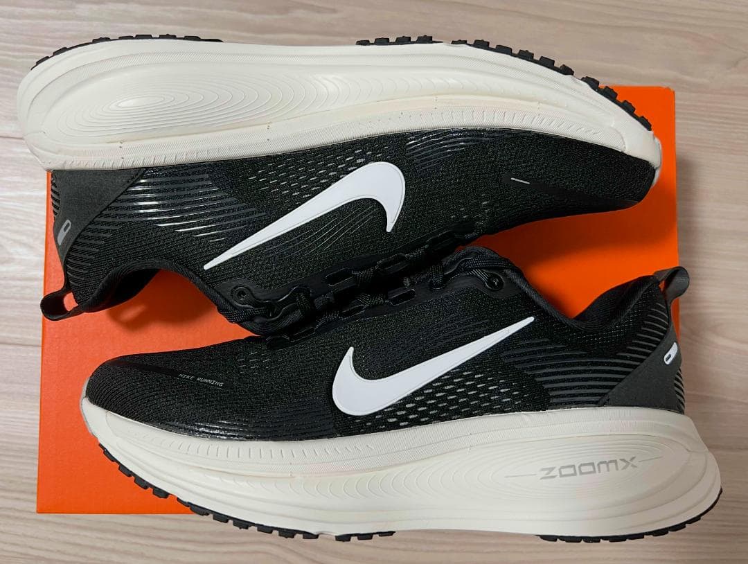 ナイキ ボメロ 18 Nike Vomore 18 メンズ 26.0cm