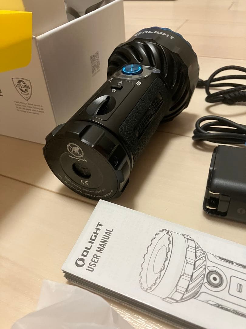 Olight Marauder 2 懐中電灯 14,000ルーメン
