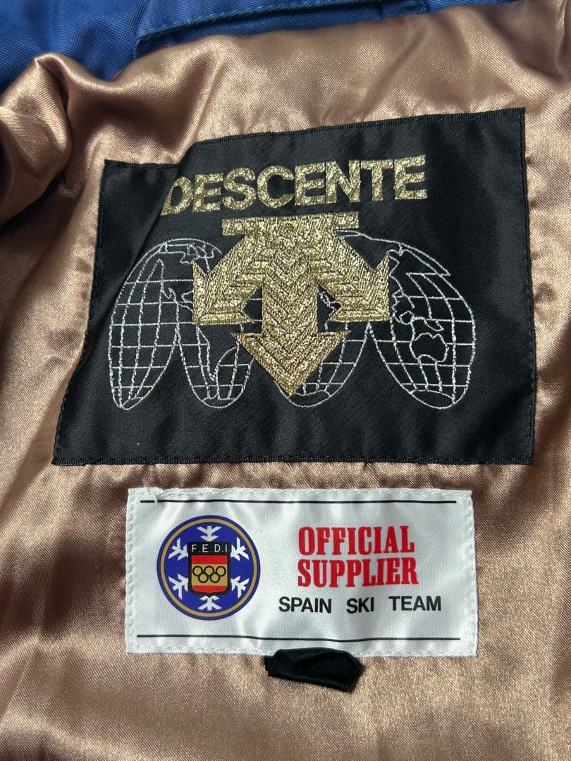 DESCENTE スキー　ウェア　スペインナショナルチーム　Oサイズ